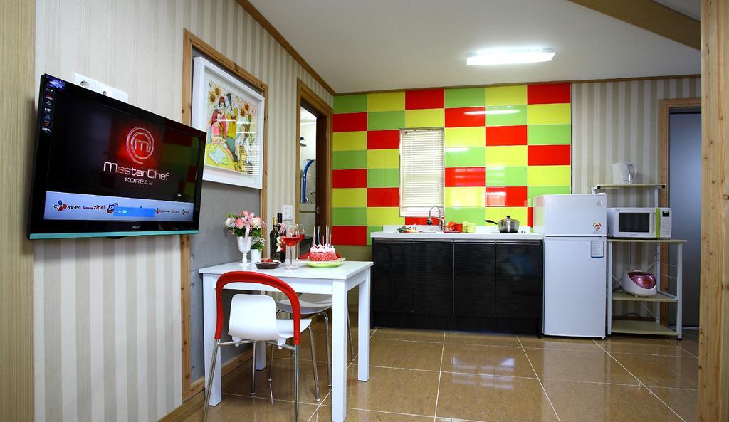 Bluesean Pension Namhae Exterior foto