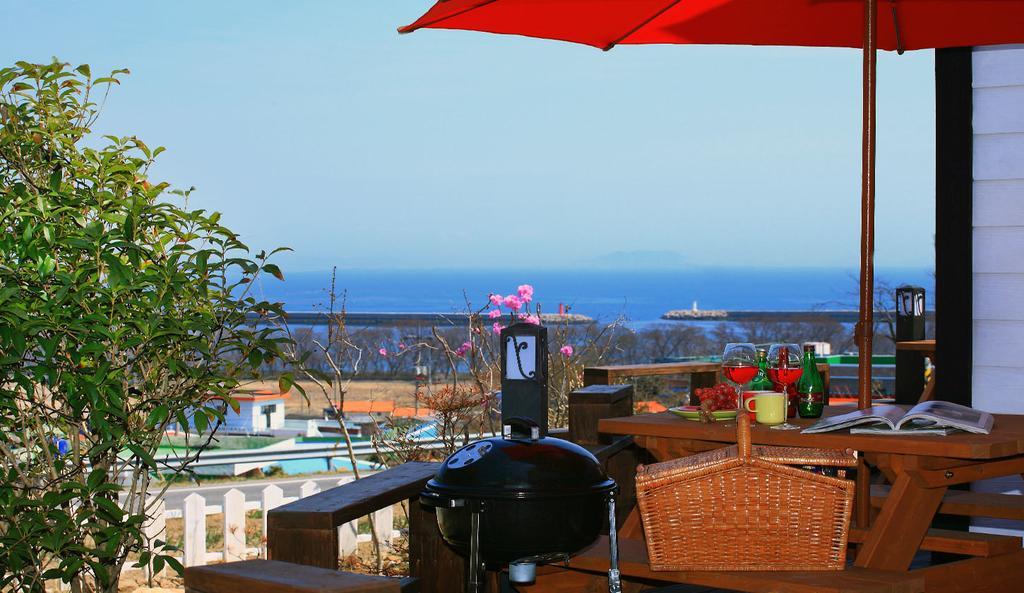 Bluesean Pension Namhae Exterior foto