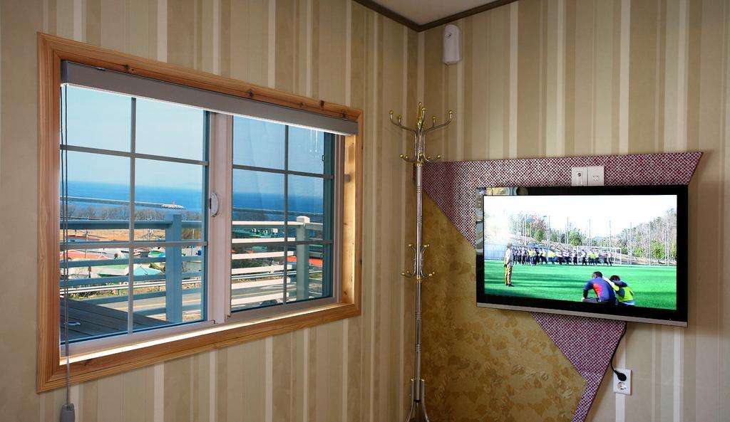 Bluesean Pension Namhae Exterior foto