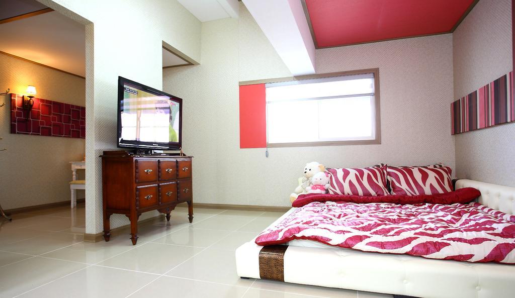 Bluesean Pension Namhae Exterior foto